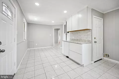 12806 Atherton Dr, Silver Spring, MD 20906 photo 9