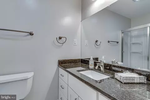 Bath - 8317 Tuckerman Ln, Potomac, MD 20854 photo 2 of 4