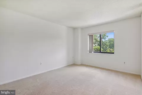 15101 Interlachen Dr #1-407, Silver Spring, MD 20906 photo 18