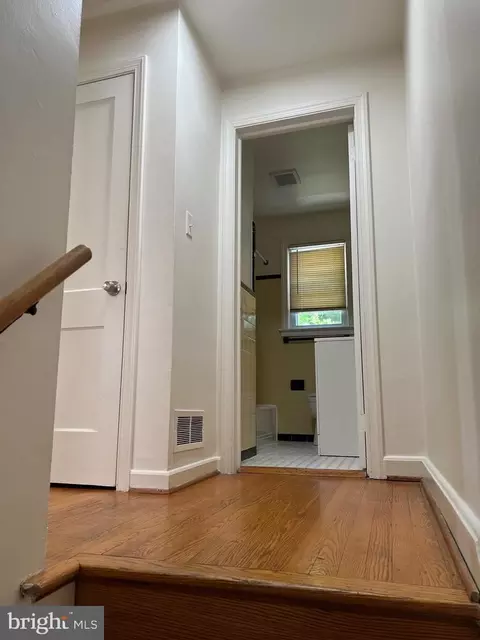 11911 Centerhill St, Silver Spring, MD 20902 photo 25