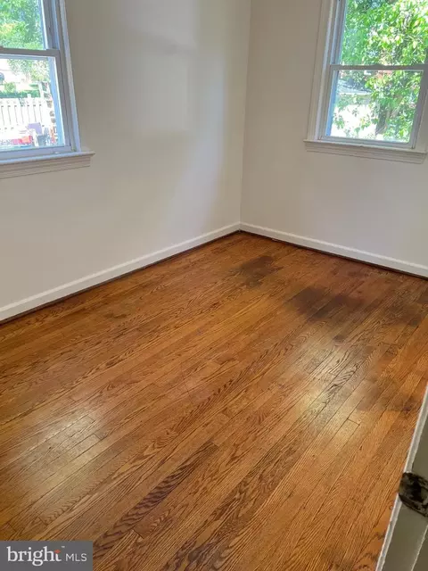 11911 Centerhill St, Silver Spring, MD 20902 photo 14