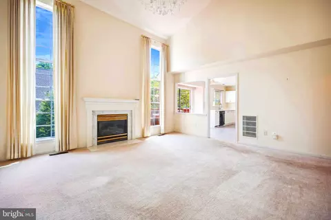 Living - 15103 Hunter Mountain Ln, Silver Spring, MD 20906 photo 5 of 9