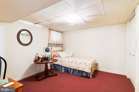 Bedroom - 812 Venice Dr, Silver Spring, MD 20904 photo 7 of 8