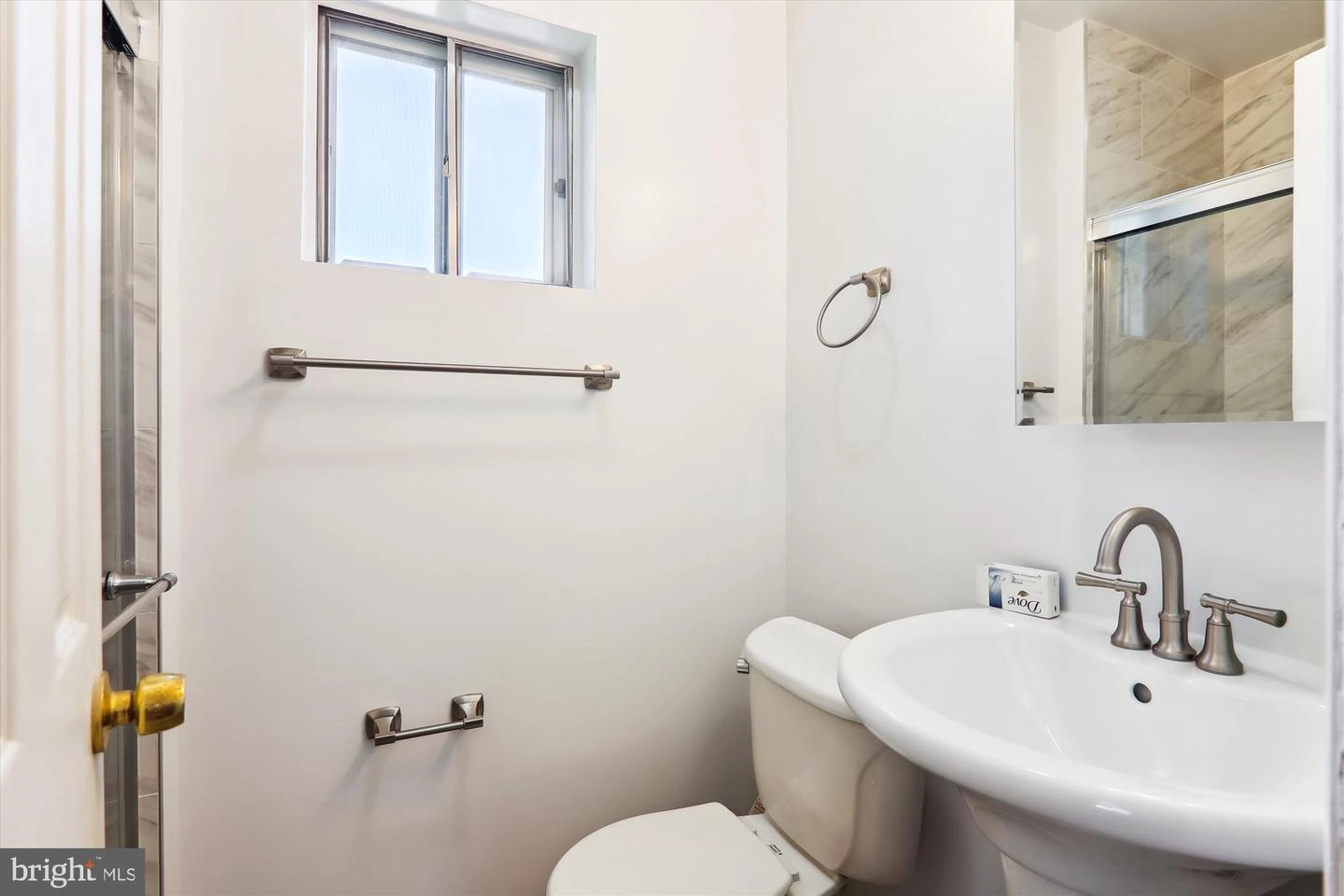 Bath - 812 Venice Dr, Silver Spring, MD 20904 photo 2 of 3