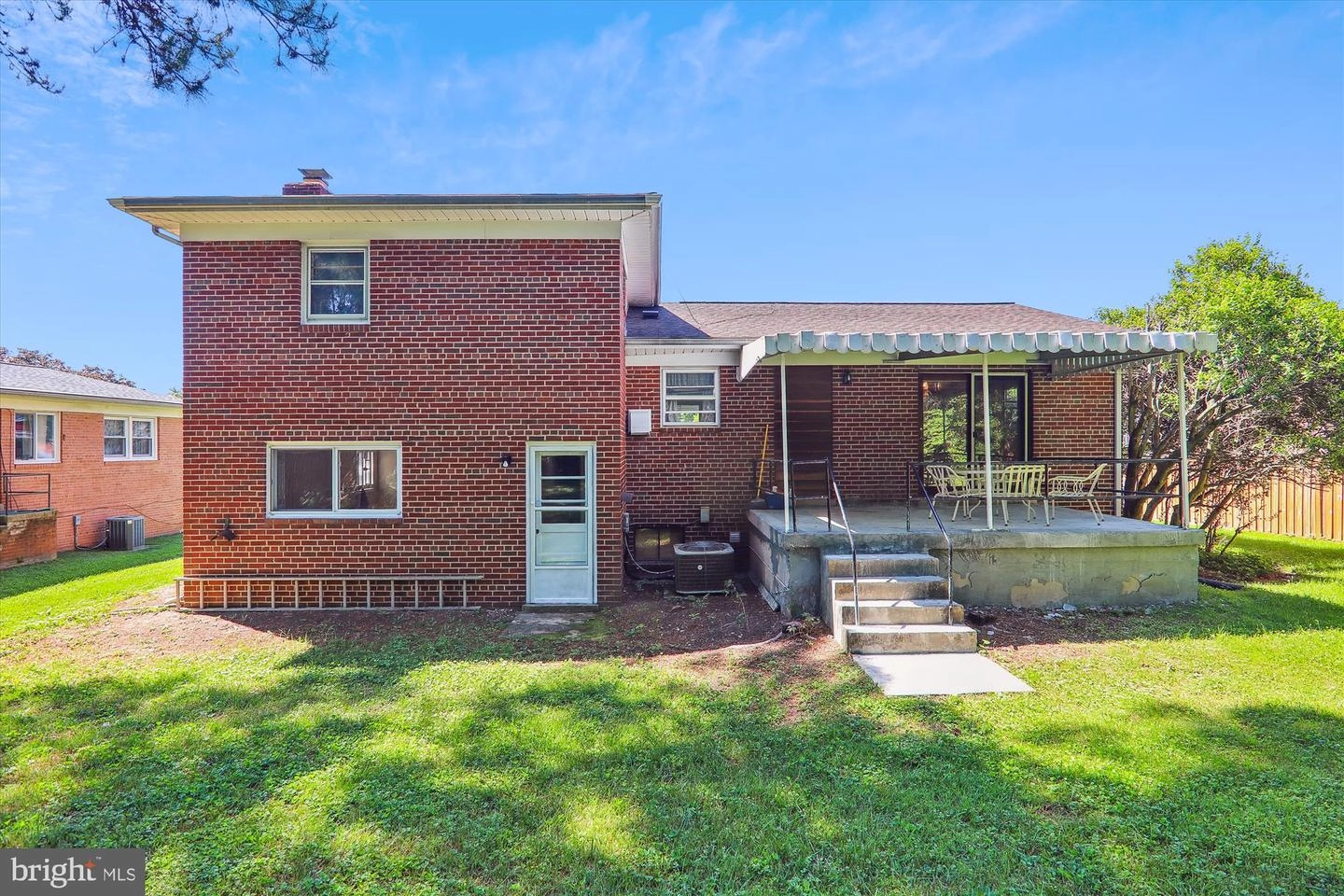 Exterior - 812 Venice Dr, Silver Spring, MD 20904 photo 3 of 4