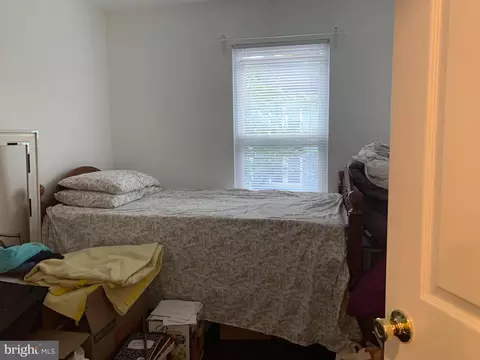 Bedroom - 16 Wilcox Ct, Silver Spring, MD 20906 photo 2 of 6