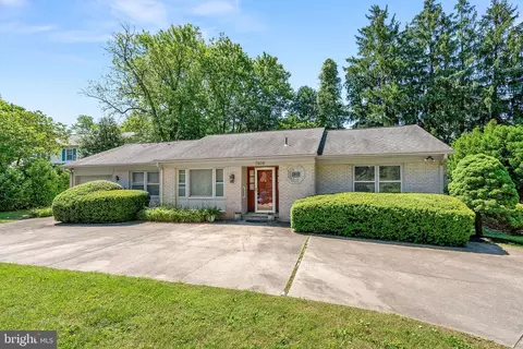 7808 Renoir Ct, Potomac, MD 20854