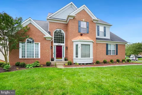 17813 Cricket Hill Dr, Germantown, MD 20874