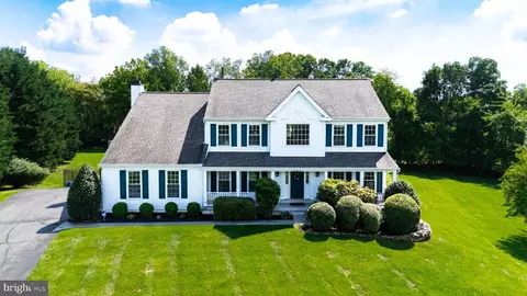 21017 Brooke Knolls Rd, Gaithersburg, MD 20882