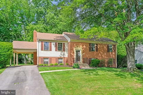 19316 Richwood Ct, Brookeville, MD 20833