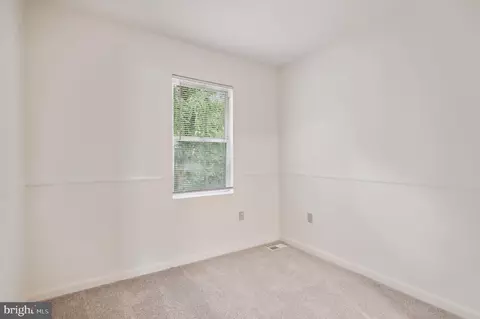 103 Kinsman View Cir, Silver Spring, MD 20901 photo 17