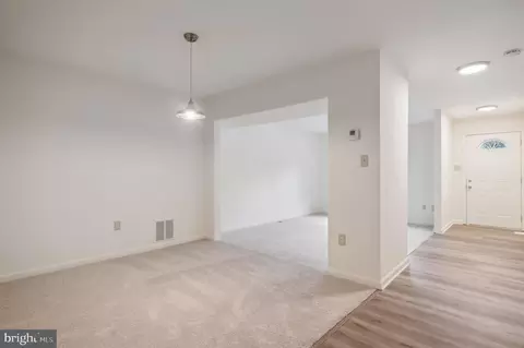 103 Kinsman View Cir, Silver Spring, MD 20901 photo 7