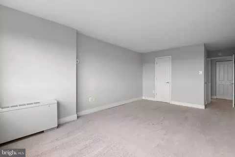 1220 Blair Mill Rd #901, Silver Spring, MD 20910 photo 10