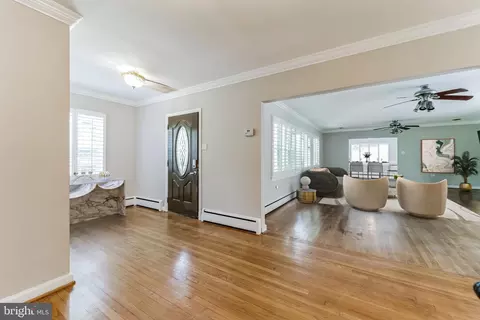1901 Briggs Chaney Rd, Silver Spring, MD 20905 photo 5