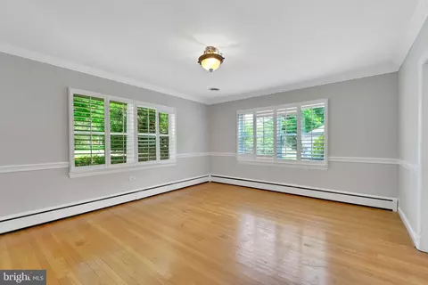 1901 Briggs Chaney Rd, Silver Spring, MD 20905 photo 12
