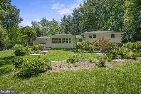 8517 Brickyard Rd, Potomac, MD 20854 photo 26