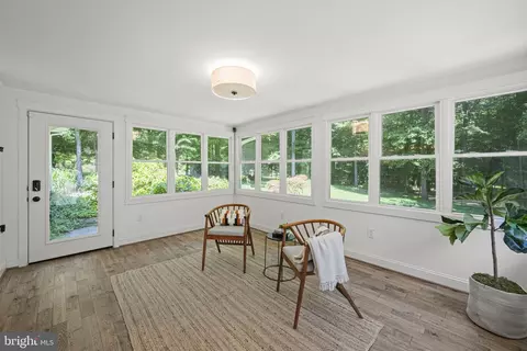 8517 Brickyard Rd, Potomac, MD 20854 photo 10