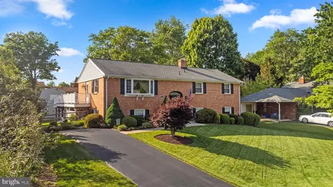3737 Stoney Castle St, Olney, MD 20832