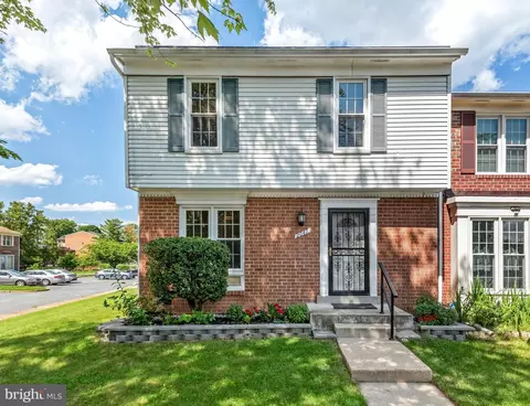 2041 Featherwood St, Silver Spring, MD 20904