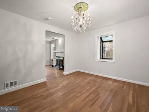 2604 Arvin St, Silver Spring, MD 20902 photo 9