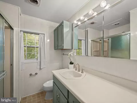 2604 Arvin St, Silver Spring, MD 20902 photo 15