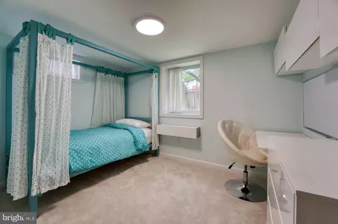 9925 Markham St, Silver Spring, MD 20901 photo 29