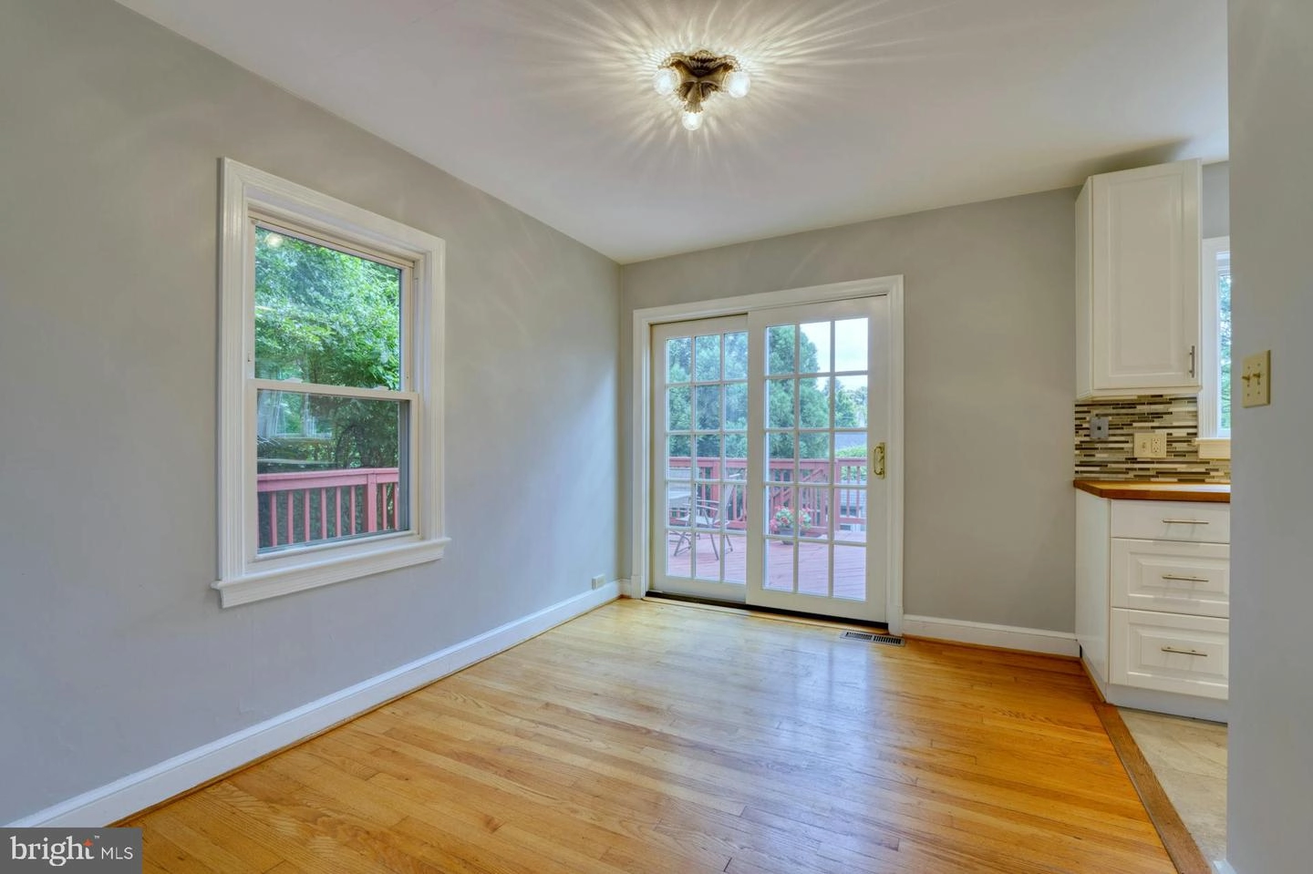9925 Markham St, Silver Spring, MD 20901 photo 9