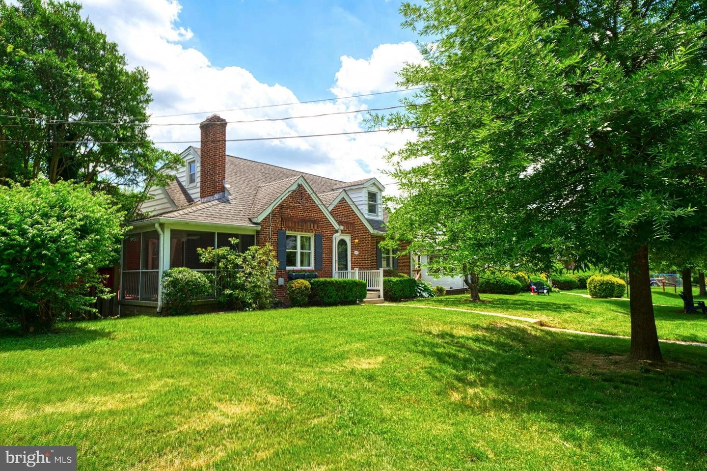 9925 Markham St, Silver Spring, MD 20901 photo 3