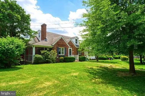 9925 Markham St, Silver Spring, MD 20901 photo 3