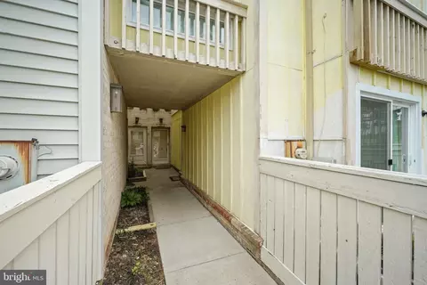 10308 Ridgeline Dr, Gaithersburg, MD 20886