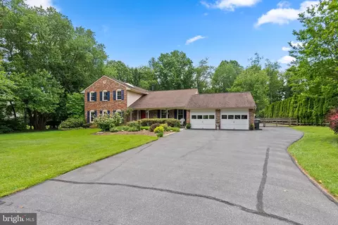 20512 Farcroft Ln, Gaithersburg, MD 20882