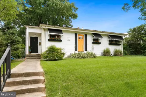 11111 Brandywine St, Kensington, MD 20895