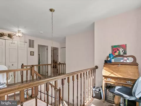 Entry Way - 25 Hidden Valley Ct, Silver Spring, MD 20904 photo 4 of 4