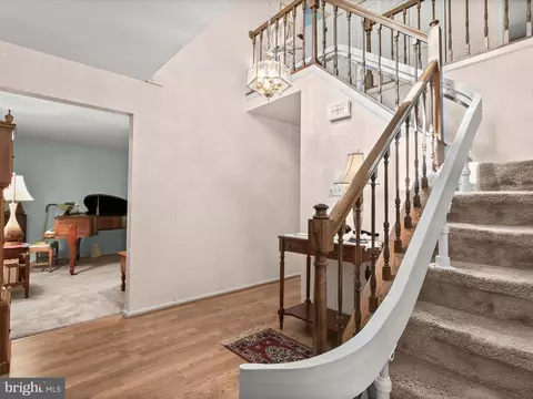 Entry Way - 25 Hidden Valley Ct, Silver Spring, MD 20904 photo 2 of 4