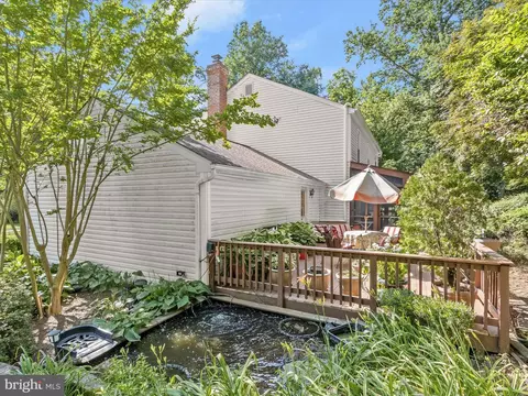 Exterior - 25 Hidden Valley Ct, Silver Spring, MD 20904 photo 6 of 7