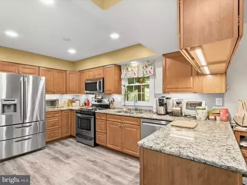 Kitchen - 25 Hidden Valley Ct, Silver Spring, MD 20904 photo 4 of 4