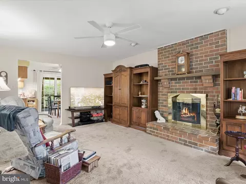 Living - 25 Hidden Valley Ct, Silver Spring, MD 20904 photo 4 of 6