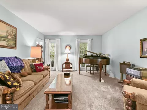 Living - 25 Hidden Valley Ct, Silver Spring, MD 20904 photo 3 of 6