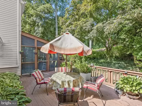 Exterior - 25 Hidden Valley Ct, Silver Spring, MD 20904 photo 5 of 7