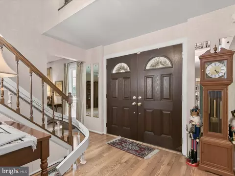 Entry Way - 25 Hidden Valley Ct, Silver Spring, MD 20904 photo 1 of 4