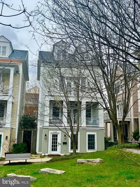 349 Alfandre Mews, Gaithersburg, MD 20878