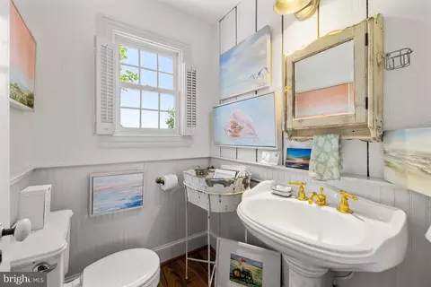 Bath - 20415 Westerly Rd, Poolesville, MD 20837 photo 4 of 4