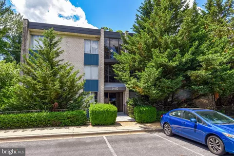 14632 Bauer Dr #3, Rockville, MD 20853