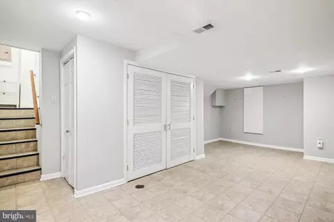9904 Hedin Dr, Silver Spring, MD 20903 photo 28