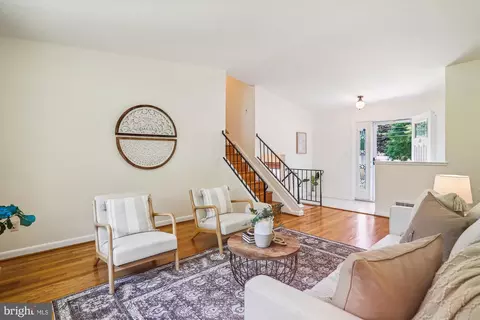 9904 Hedin Dr, Silver Spring, MD 20903 photo 4