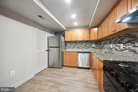 2330 Sun Valley Cir #1-JK, Silver Spring, MD 20906 photo 13