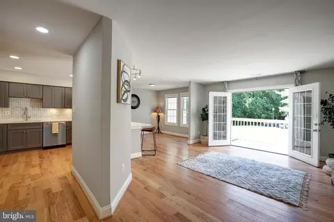 7 Alpen Green Ct #20-209, Burtonsville, MD 20866