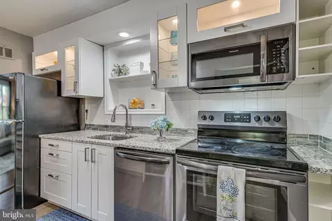 Kitchen - 11602 Highview Ave, Silver Spring, MD 20902 photo 2 of 5