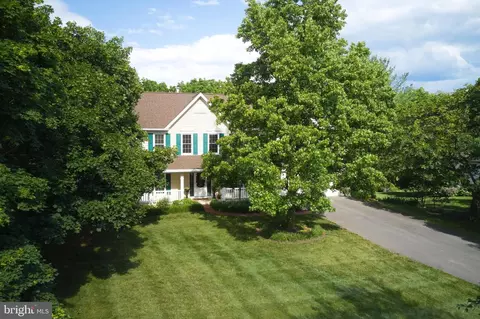 Exterior - 17027 Tom Fox Ave, Poolesville, MD 20837 photo 11 of 22