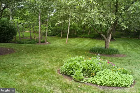 Exterior - 17027 Tom Fox Ave, Poolesville, MD 20837 photo 18 of 22
